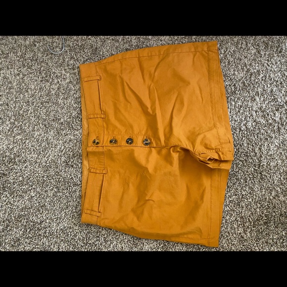 Hugh waisted shorts - Picture 1 of 3